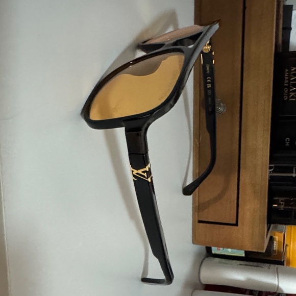 Louis Vuitton Black Frame Sunglasses with Orange Lenses - Picture 2 of 3